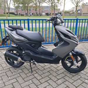 Yamaha Aerox 4t 45kmh
